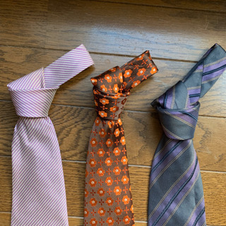 値下げ　ゼニア、ジバンシイ、ボスのビジネスネクタイの画像