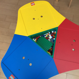 タイムサービス！LEGO プレイテーブルの画像