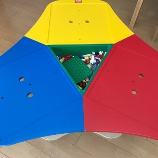 タイムサービス！LEGO プレイテーブル