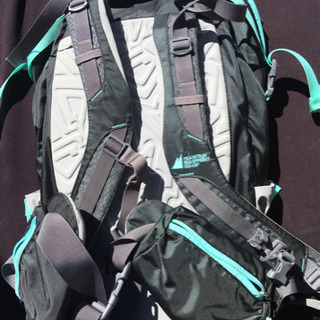 定価10800円　マウンテンイクイップメント　バックパック　リュック　登山　旅行の画像