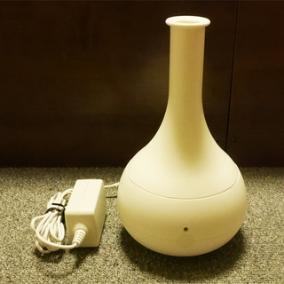 アロマ ディフューザーの画像