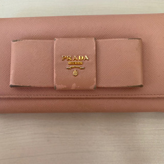 【プラダ】長財布 使用感あり 外箱 ギャランティカード付きの画像