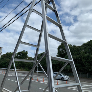 ☆ピカ 四脚アジャスト式専用脚立 SCL-360A 脚立の最大高さ3m59cm