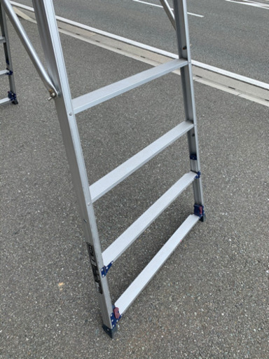 ☆ピカ　四脚アジャスト式専用脚立　SCL-360A 脚立の最大高さ3m59cm☆