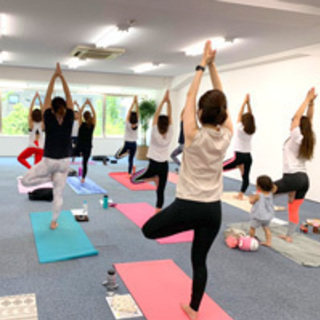 HAPPY YOLO YOGAの画像