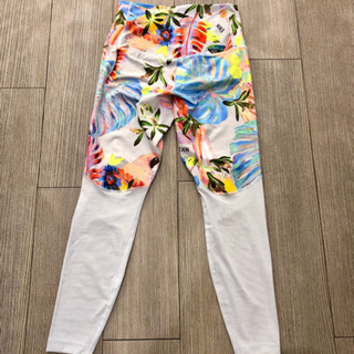 NIKE レギンス & トップス SETの画像