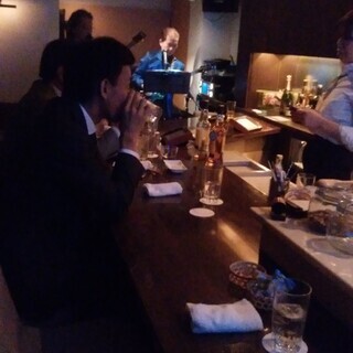 コリドー街のお友達探しBAR - 友達