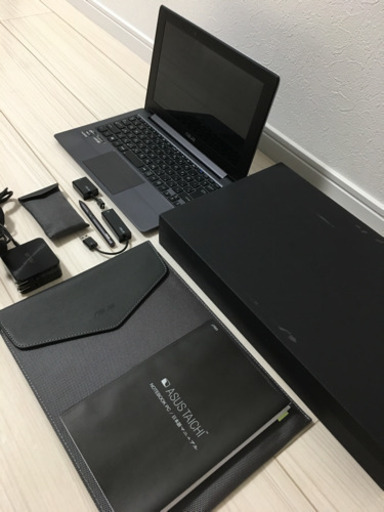 【希少】ASUS TAICHI 21-3337 core i5 SSD128GB 11.6インチ（フルHD）