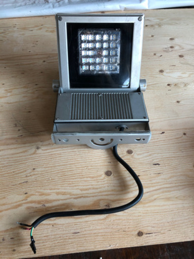 屋外用照明器具 防雨形