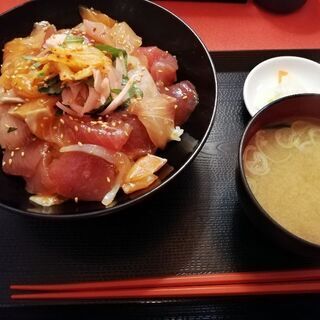 もてなしや　１０月１日～ランチ限定１０食　漬け三昧（まぐろ・サー...