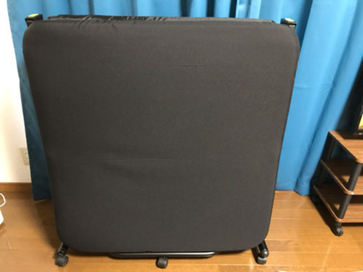 リクライニング折りたたみベッド(美品)