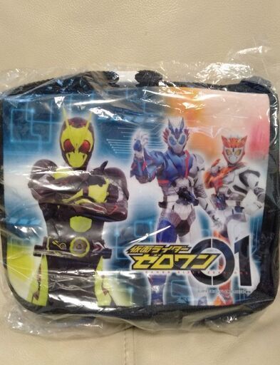 仮面ライダーゼロワンのショルダーバッグ