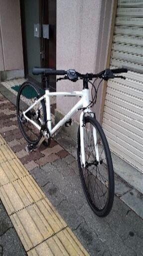 momentum iNeed Z-5AIR700cフラットバーロードバイク アルミ/16speed/ホワイト