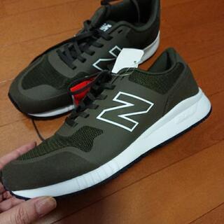 new balance スニーカー オリーブ 26.0の画像