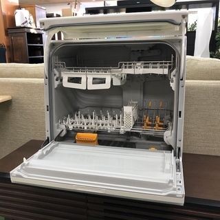 美品【 Panasonic 】パナソニック 食器洗い乾燥機 高温洗浄・強力水流で手洗いよりもキレイ！食洗器 NP-TR9の画像