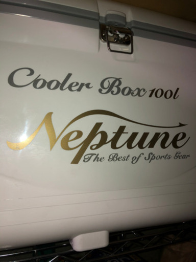 新品　Neptune クーラーボックス　ネプチューン100ℓ