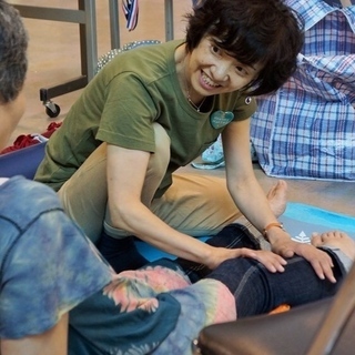 身体を動かすグループレッスン、講座、準備運動など、承ります。の画像