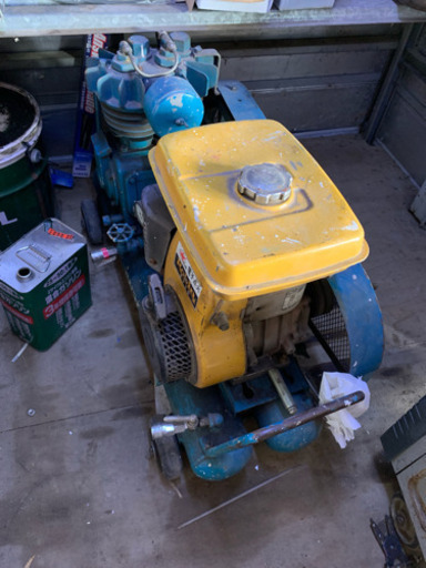 エンジン ベビーコンプレッサー イワタ！不具合無し‼️