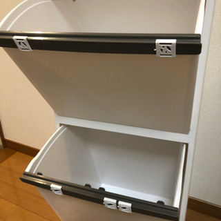 取引中　二段式ゴミ箱　ニトリの画像
