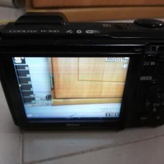 Nikon coolpix w300 防水カメラの画像
