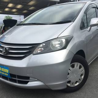 ☆891[カーズ大阪]【全国陸送１万円キャンペーン中！】フリード...