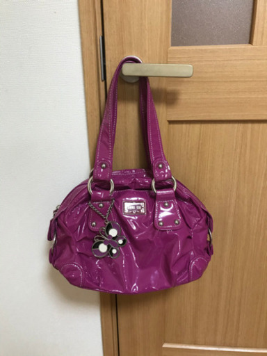 ANNA SUI  美品バッグ　チャーム付き