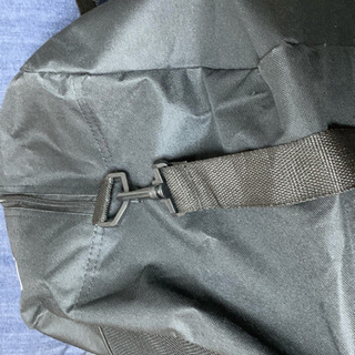 新品‼️MARVEL ドデカ！ボストンバッグ ゴールドの画像