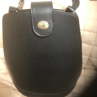 ショルダーバッグ