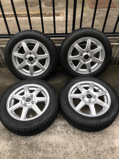 スタッドレスタイヤ