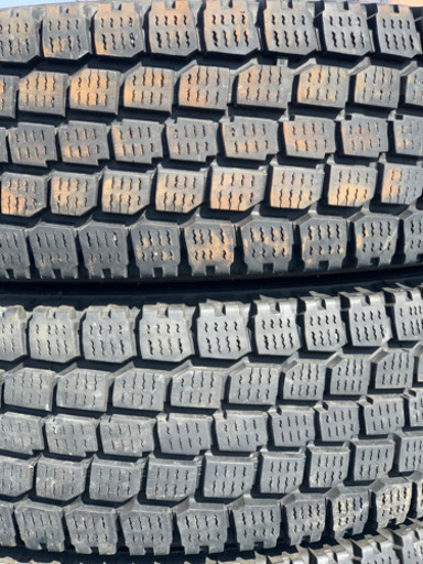 ヨコハマ　スタッドレス195/80R15 4本