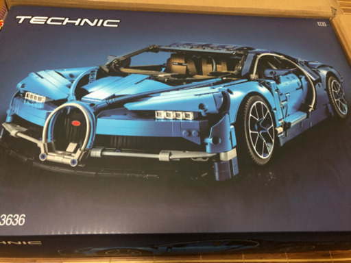 4個レゴ互換の車のブロック4個