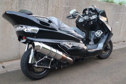 【YAMAHA マジェスティ】ローダウン！！シート、スピーカー4、アンプ新品！！