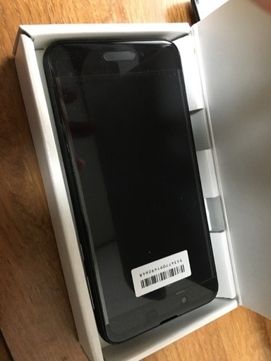 SHARP UQ AQUOS sense SHV40 ベルベットブラックSIMフリー