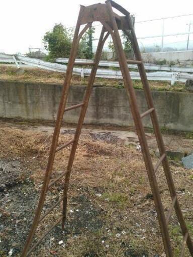 鉄はしご