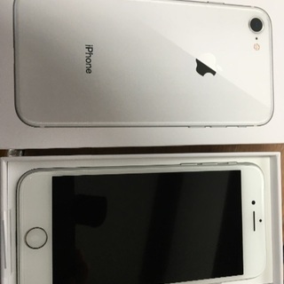 iPhone8 64G SIMフリー シルバー 新品
