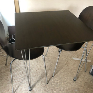 テーブルと椅子セットあげます！の画像