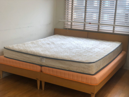 〈値下げしました！〉ベッド・マットレス　キングサイズ ☆美品【格安価格】