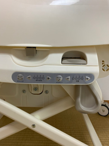 【美品】コンビ Combi ネムリラ オートスウィング（電動スウィング）ネイビー