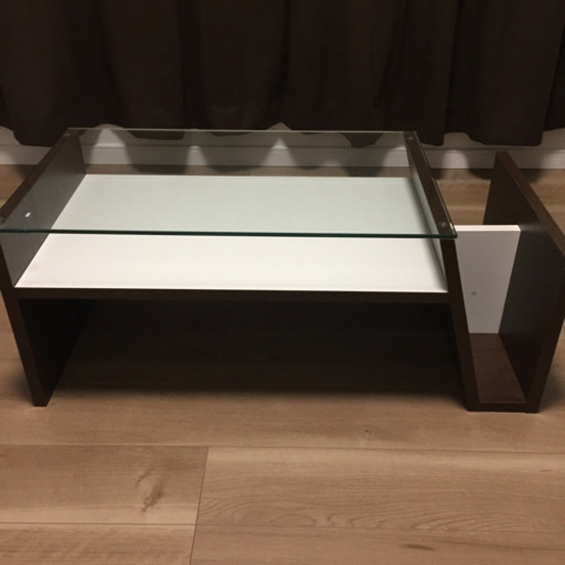 【新品未使用】ガラスローテーブル