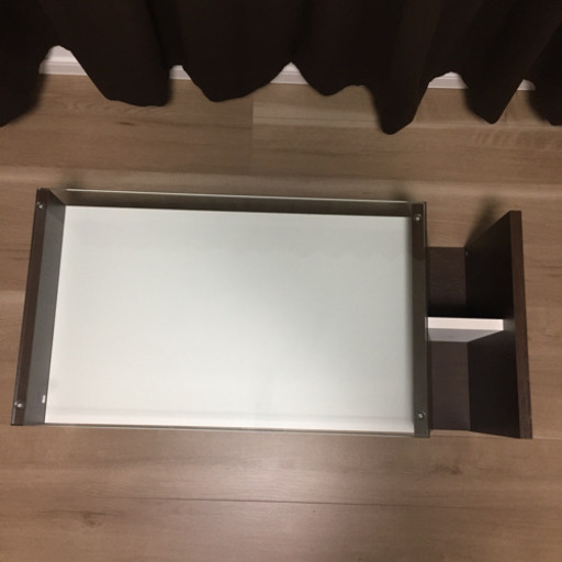 【新品未使用】ガラスローテーブル