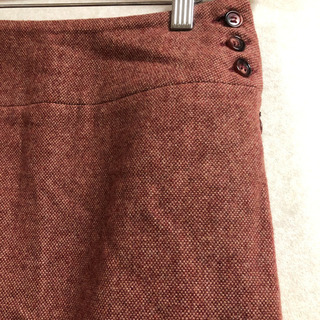赤  タイトスカートの画像