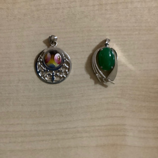ペンダントヘッド☆２つ