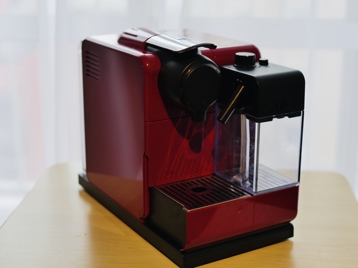 ネスレ ネスプレッソ コーヒーメーカー 「ラティシマ・タッチ」