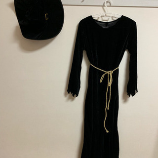 【ハロウィン用】魔女コスプレワンピース3点セット譲ります！