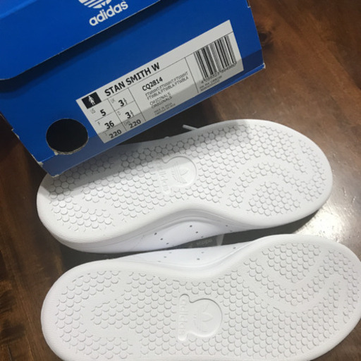 adidas Stan Smith レディーススニーカー