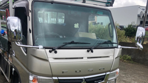 キャンターカスタム  フロントパネルなど