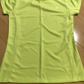 NB  スポーツウェア  レディース トップス Mサイズ