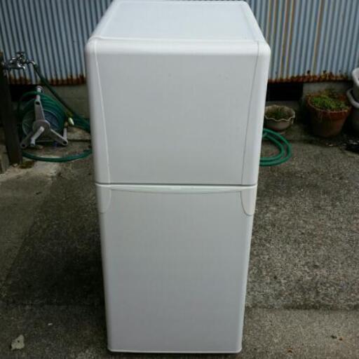 TOSHIBA 冷凍冷蔵庫　YR-12T