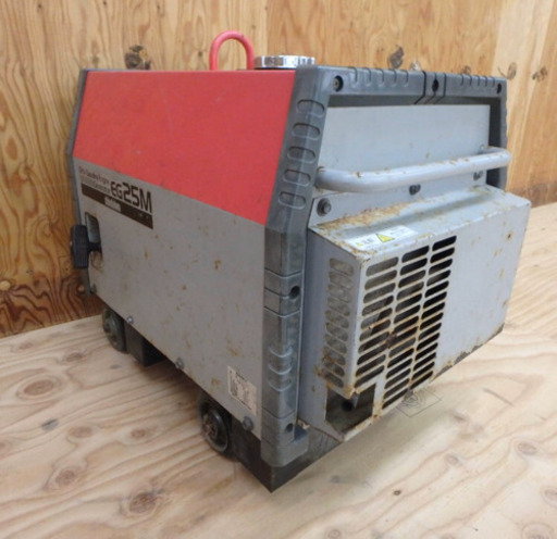 発電機 新ダイワ EG25M-A ジャンク品　建設 現場 電源 単相 100V 22A ガソリン 電動工具 DIY 電気工具 sind