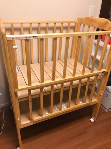 【美品】カトージ　ハイシート　ミニベビーベッド